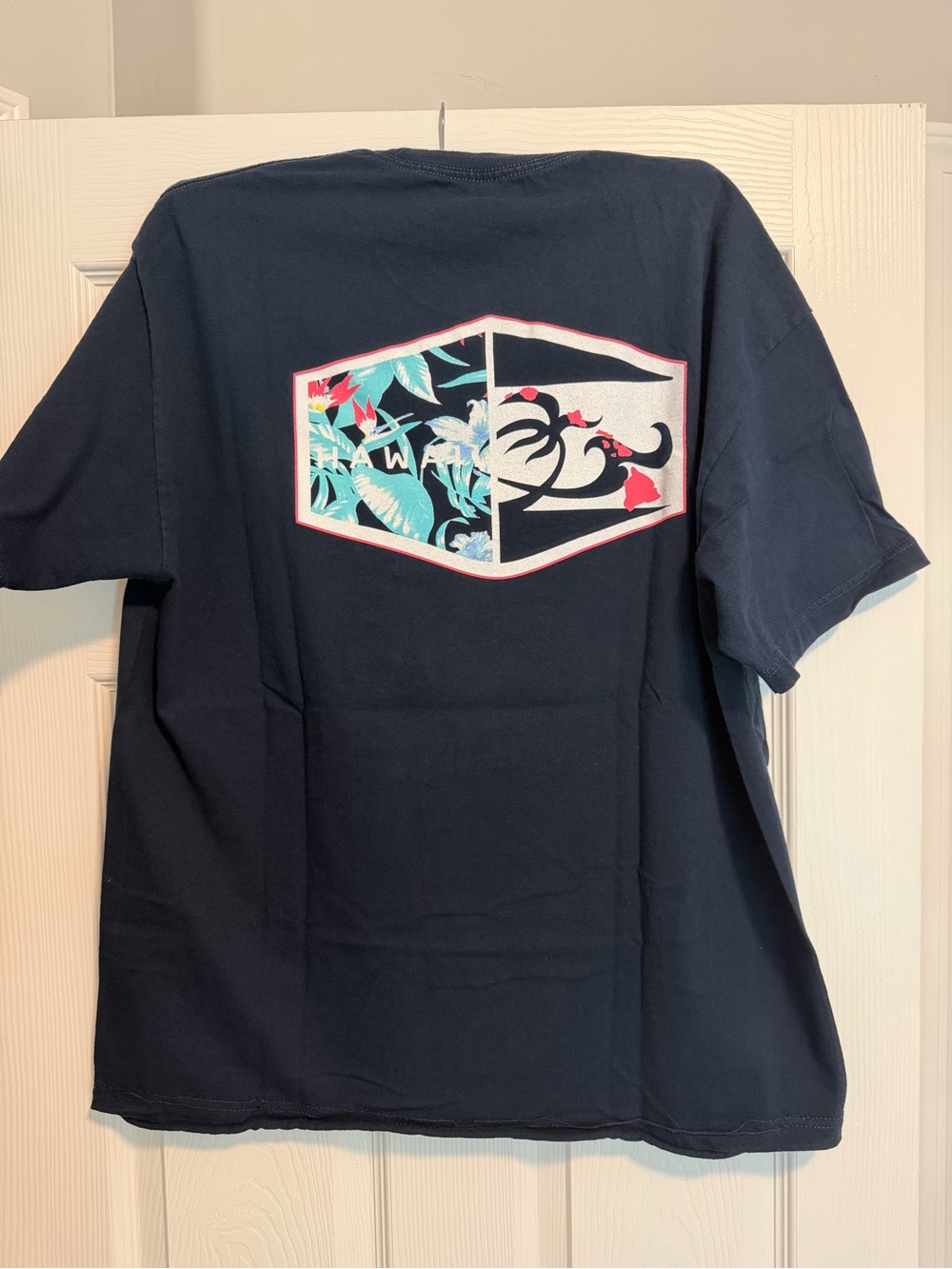 Men's Navy Short-Sleeve Graphic Tee with Tropical Back Patch